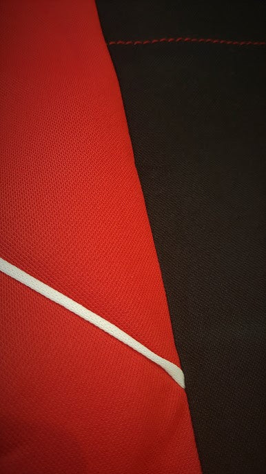 High-Quality Material: Manufactured with strong yet lightweight polyester fabric for durability and comfort.